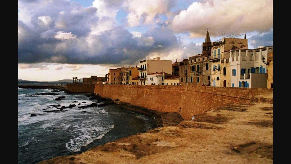 Cozy Apartment Mati Alghero Historic Center Exterior foto